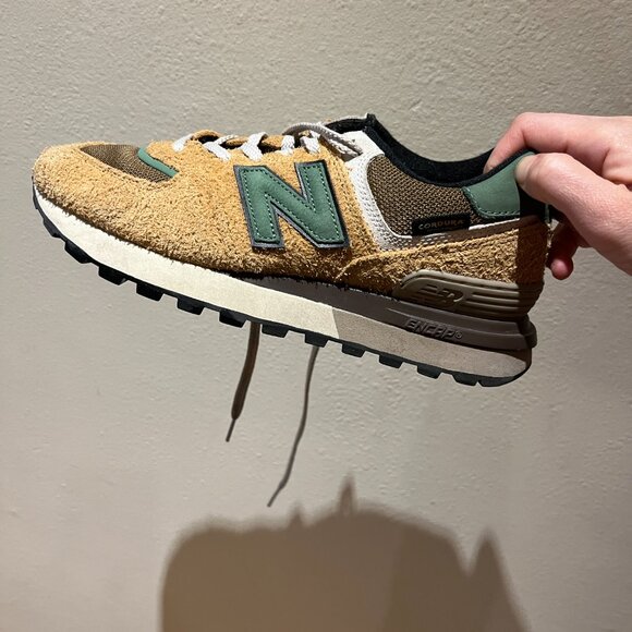 Awesome New Balance 574 - 9 Women's / 7.5 Men's - Like New - Yellow / Green - Picture 2 of 14
